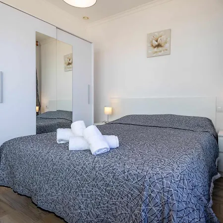 Inftour President 2 Apartment